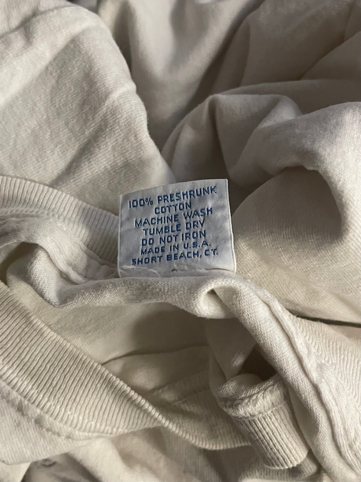 RESORT WEAR T SHIRT - XL