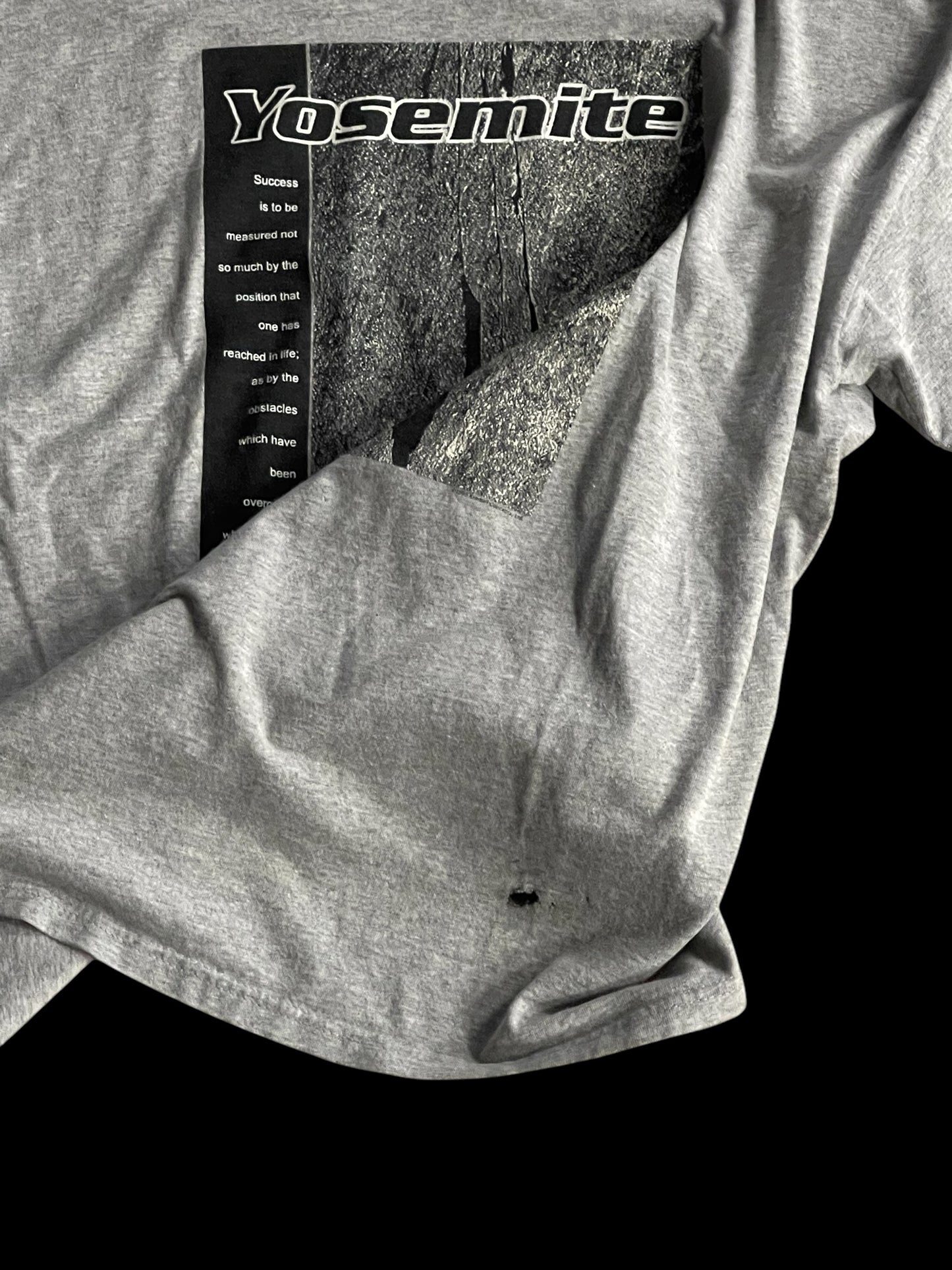 YOSEMITE GRAPHIC T-SHIRT - XL