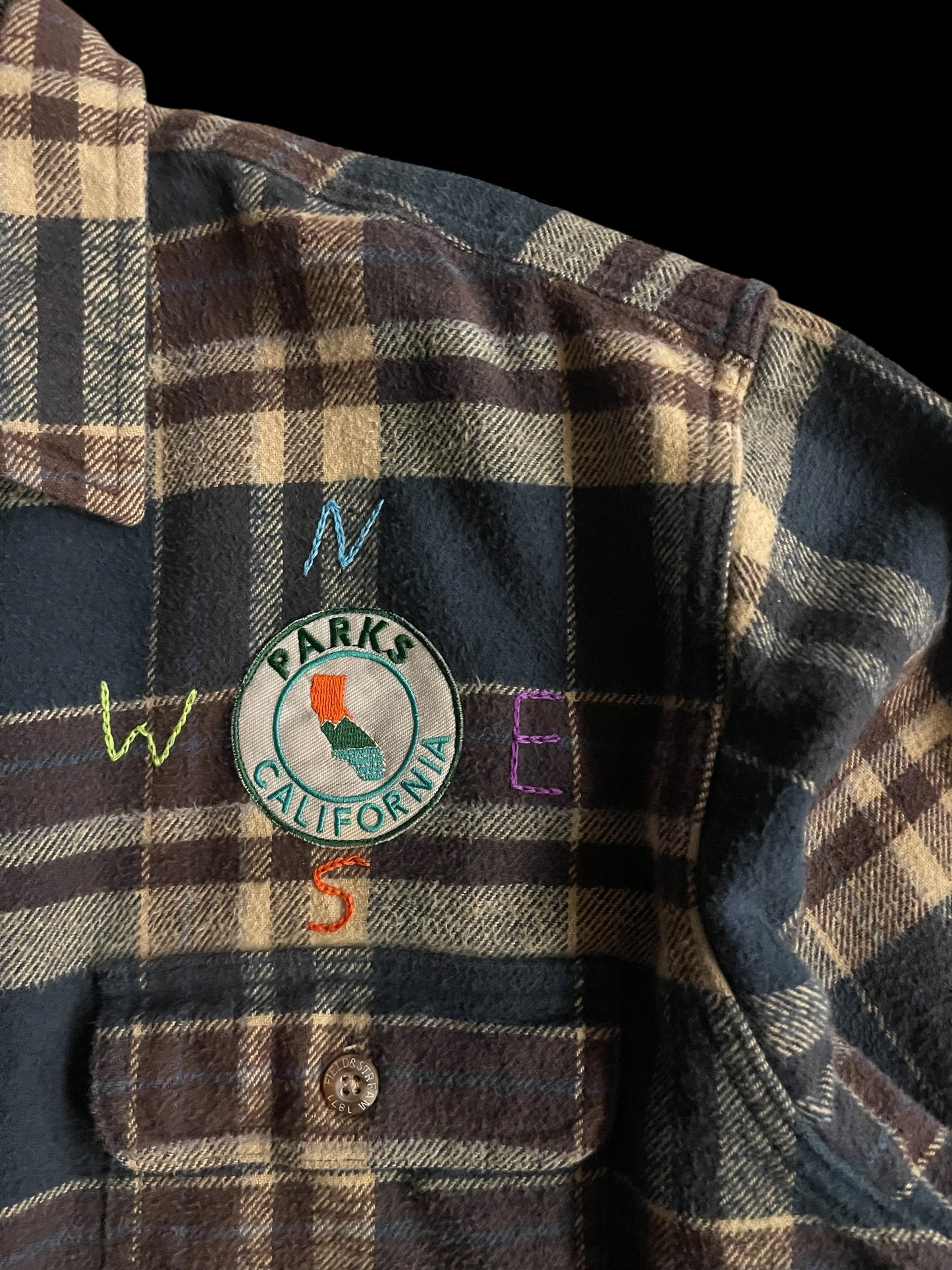 NWES PARKS PLAID SHIRT - XL