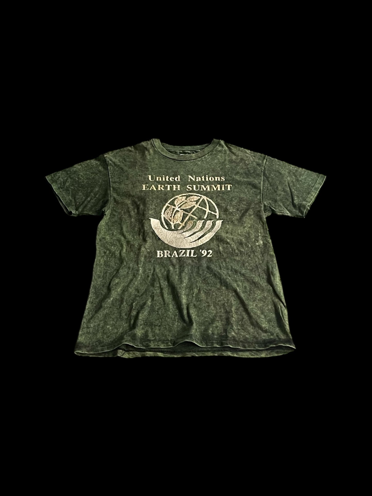 EARTH SUMMIT 92’ GRAPHIC T-SHIRT - L