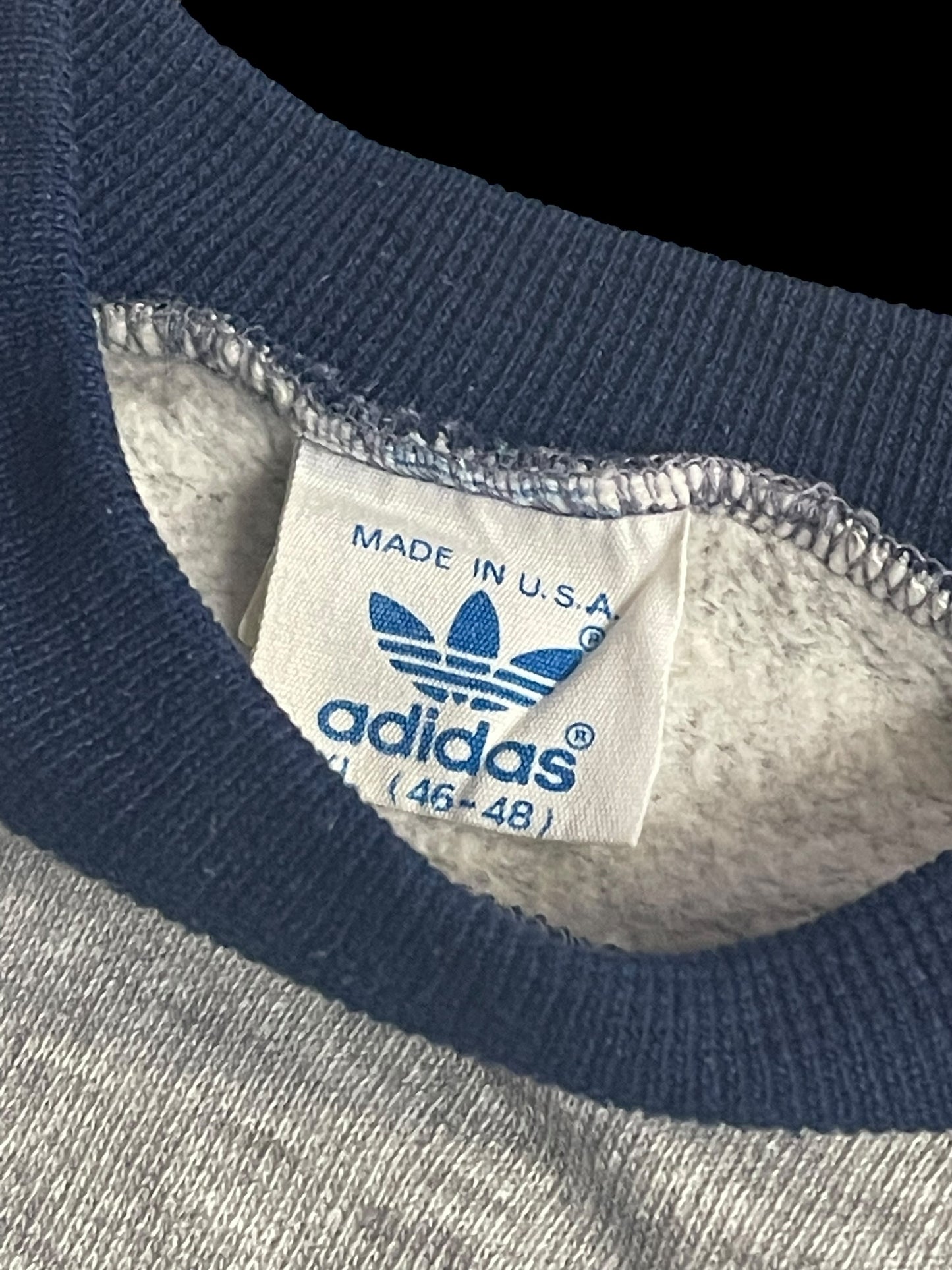 ADIDAS VINTAGE SWEATSHIRT - L