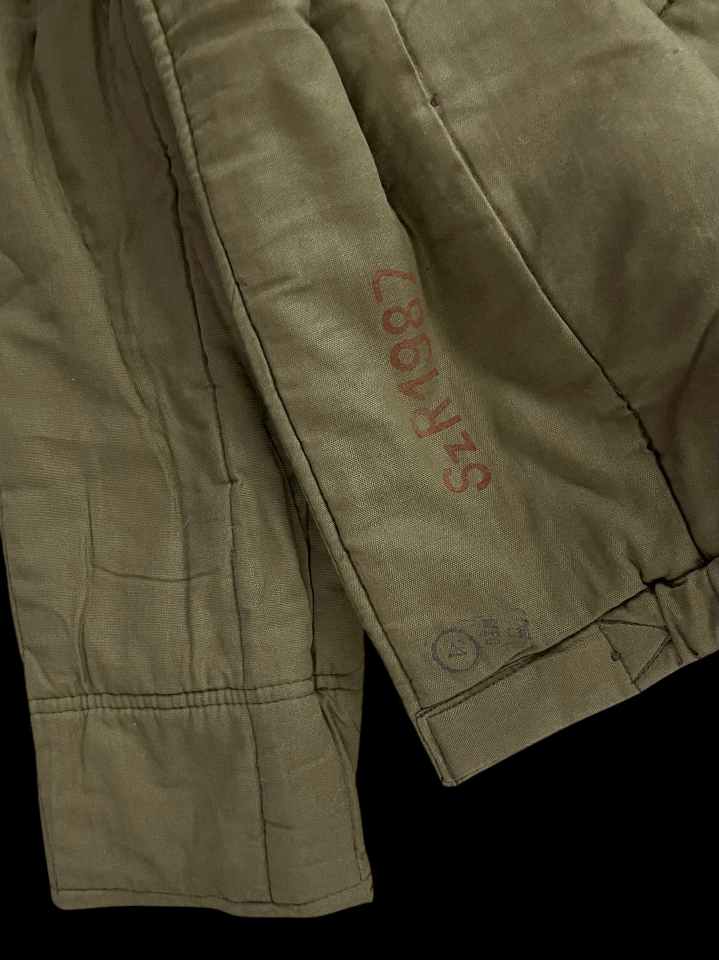 HUNGARIAN QUILTED BOMBER JACKET - L